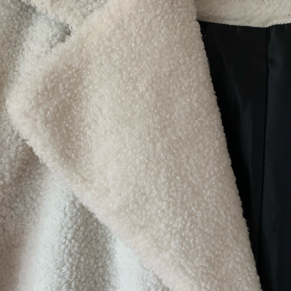 Petit Moments - Zoe Two-Tone Teddy Jacket - Blk/White - 2X - Picture 6 of 9